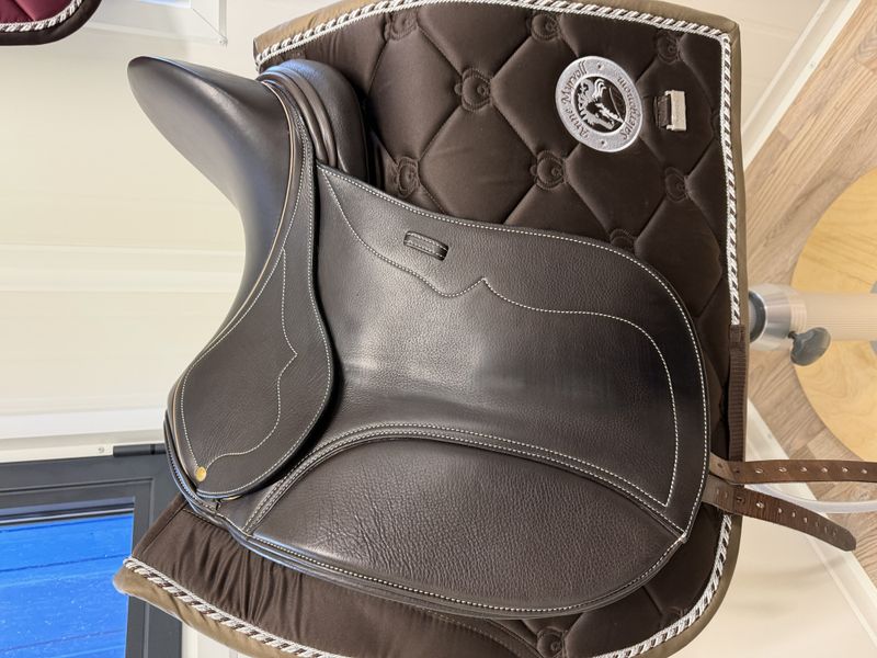 CL Dressursal Rike 17,5