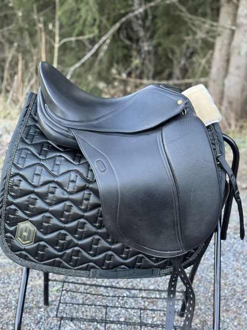 Hovedbilde AL Islandshestsal Skate brukt 17